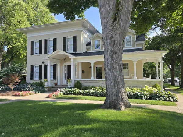 Lake Geneva Real Estate Market Update,Kim & Joel Reyenga