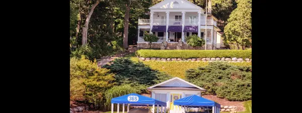 feature image of Buying a Second Home in Lake Geneva: A Guide for Chicago Families