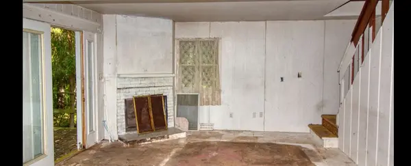 What Happens if Your Lake Geneva Home Sits on the Market Too Long?