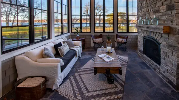 feature image of What Chicago, Florida, and Arizona Buyers Look For in Lake Geneva Second Homes