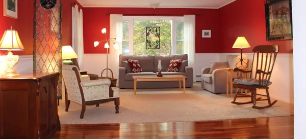 feature image of Selling a Home in Delavan, WI: Home Values, Pricing and Preparation