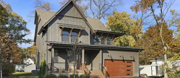Buying a Home in Williams Bay: Lakefront, Lake Access, Condos and Village Homes,Kim & Joel Reyenga