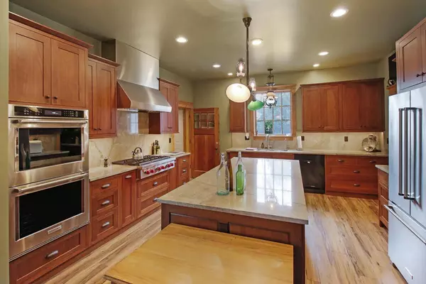 103 E Rockwell STREET, Elkhorn, WI 53121