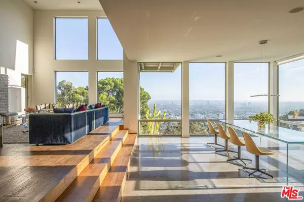 2178 Castilian DR, Los Angeles, CA 90068