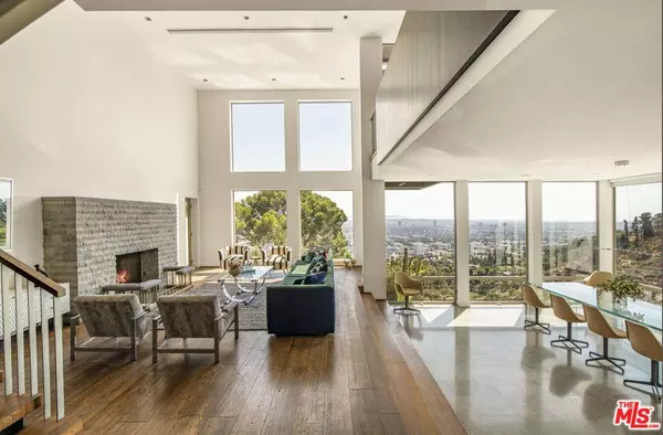 2178 Castilian DR, Los Angeles, CA 90068