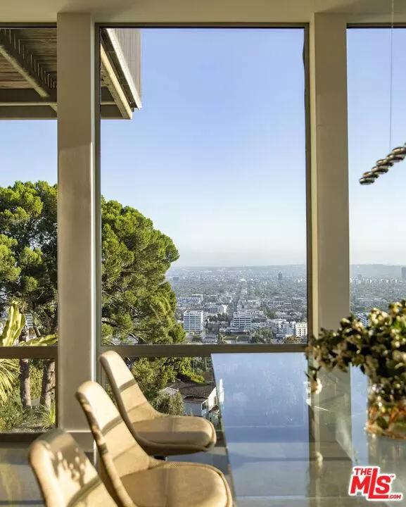 2178 Castilian DR, Los Angeles, CA 90068