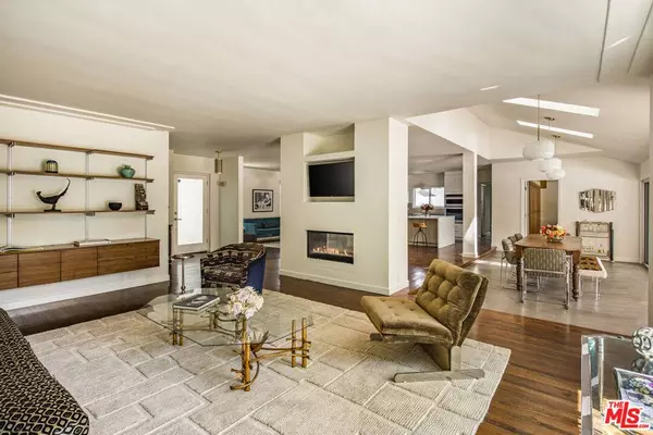 11160 Valley Spring PL, Studio City, CA 91602