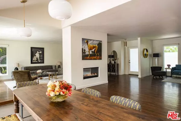 11160 Valley Spring PL, Studio City, CA 91602