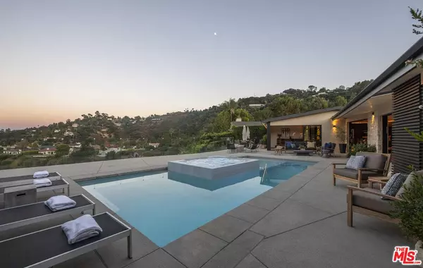 3526 Wrightwood Ct, Studio City, CA 91604