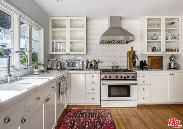 3681 Goodland Ave, Studio City, CA 91604