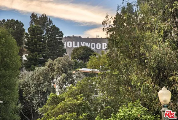 2882 Belden Dr, Los Angeles, CA 90068