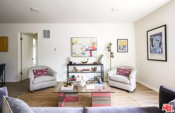 1930 N Vermont Ave #201, Los Angeles, CA 90027