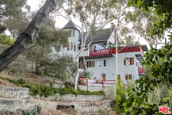 2882 Belden Dr, Los Angeles, CA 90068