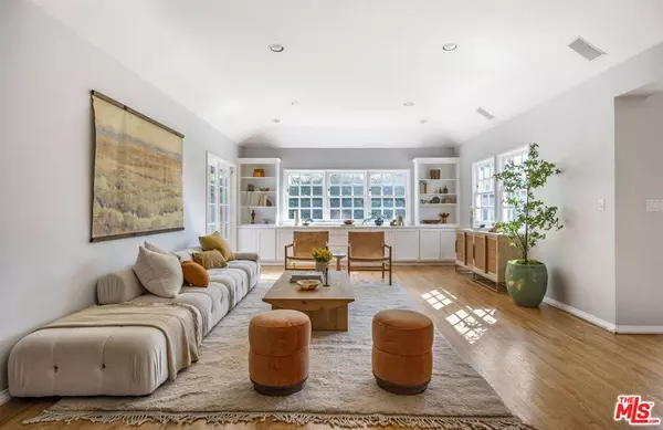 11144 Valley Spring PL, North Hollywood, CA 91602