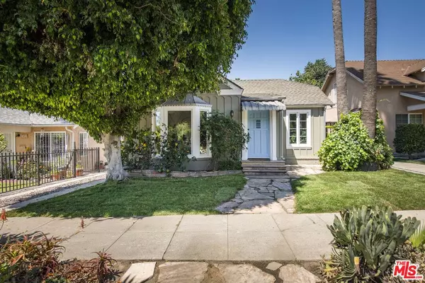 1355 N Benton Way, Los Angeles, CA 90026