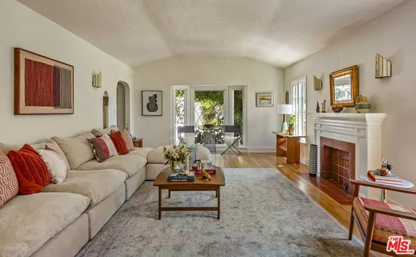 1355 N Benton WAY, Los Angeles, CA 90026