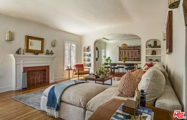 1355 N Benton WAY, Los Angeles, CA 90026