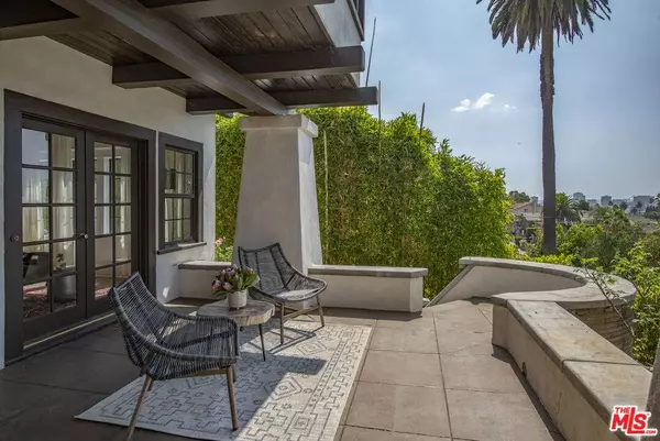 1114 Coronado TER, Los Angeles, CA 90026