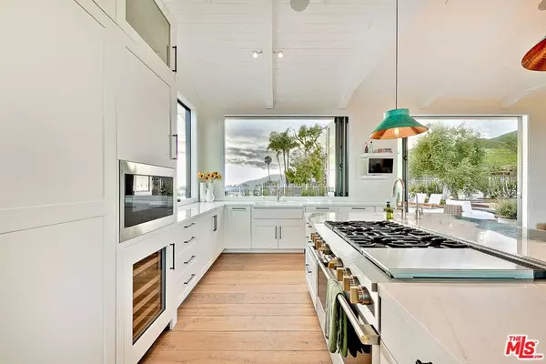 5770 Busch Dr, Malibu, CA 90265