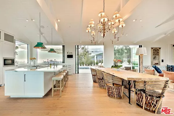 5770 Busch Dr, Malibu, CA 90265