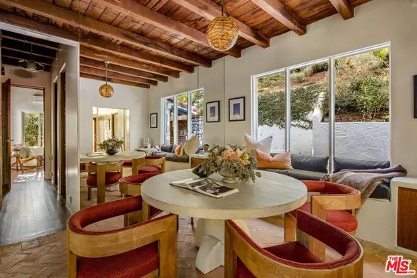 8027 Willow Glen Rd, Los Angeles, CA 90046