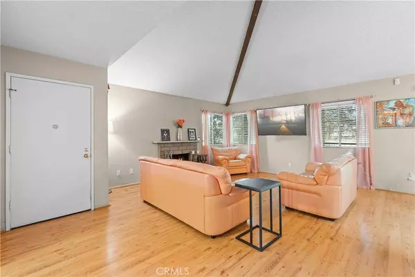 3204 Little Mountain DR #B, San Bernardino, CA 92405