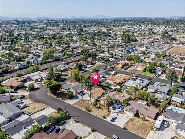 5702 Osbun, San Bernardino, CA 92404