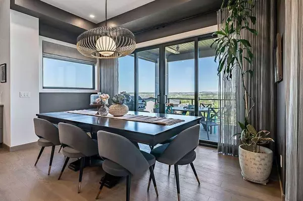 10 Westmount PT, Okotoks, AB T1S 0K6