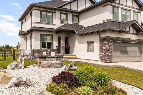 102 Ranch RD, Okotoks, AB T1S0K8