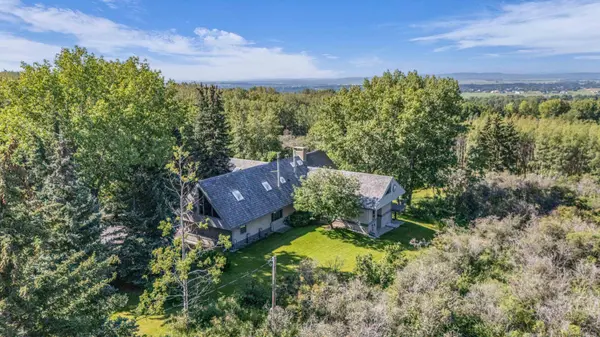 237 Escarpment DR, Rural Rocky View County, AB T3Z3M8