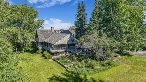 237 Escarpment DR, Rural Rocky View County, AB T3Z3M8