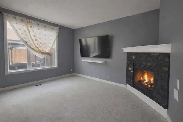 1580 New Brighton DR SE, Calgary, AB T2Z 0P8