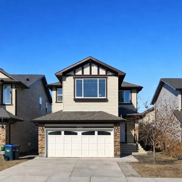 1580 New Brighton DR SE, Calgary, AB T2Z 0P8
