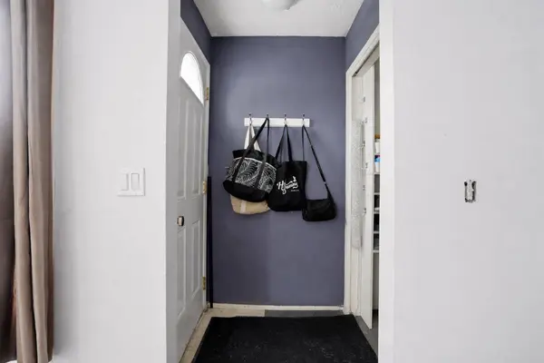 100 Pennsylvania RD SE #41, Calgary, AB T2A4Y8