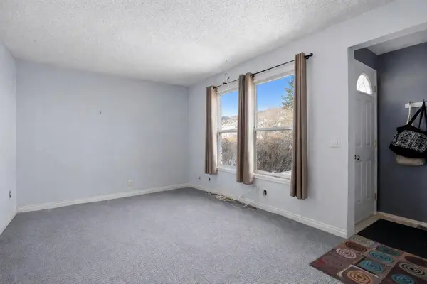 100 Pennsylvania RD SE #41, Calgary, AB T2A4Y8