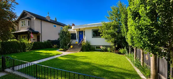 618 11 AVE NE, Calgary, AB T2E 0Z7