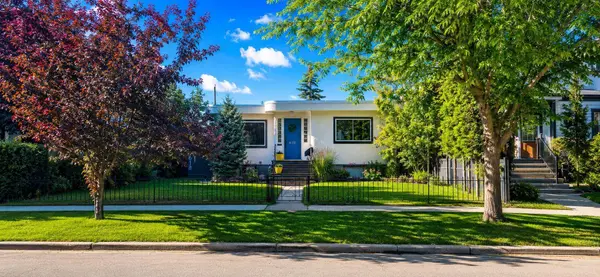 618 11 AVE NE, Calgary, AB T2E 0Z7