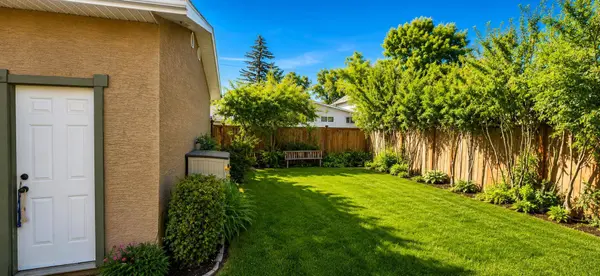 618 11 AVE NE, Calgary, AB T2E 0Z7