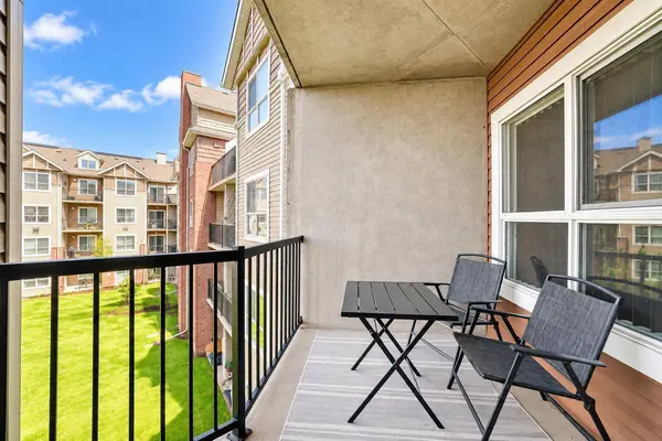 73 Erin Woods CT SE #3309, Calgary, AB T2B 3V6