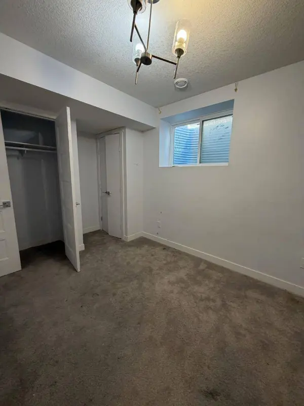 251 Bayview ST SW, Airdrie, AB T4B 4G2