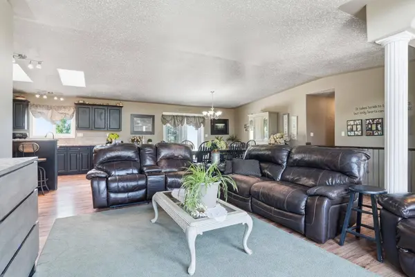 64242 258 AVE E, Rural Foothills County, AB T1S 4G1