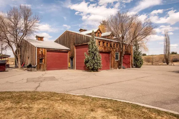 546017 104 ST E, Rural Foothills County, AB T1V1P3