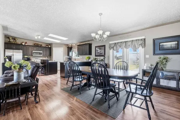 64242 258 AVE E, Rural Foothills County, AB T1S 4G1