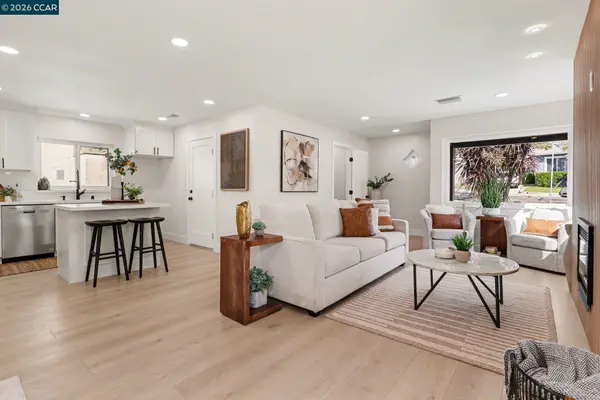 2718 Oliver Ave, Oakland, CA 94605