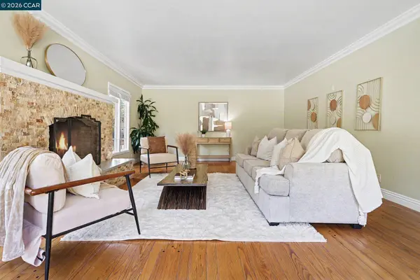 25 Amberwood Ln, Walnut Creek, CA 94598