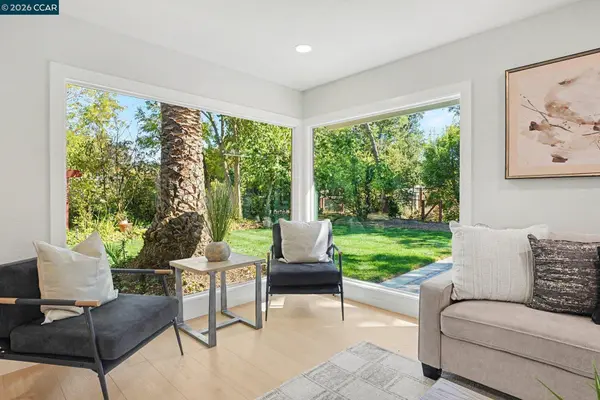 1174 Saint Francis Dr, Concord, CA 94518