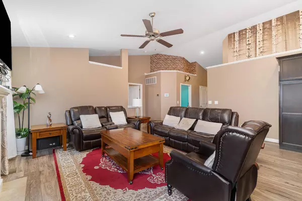 2466 Bluebark Court, Hebron, KY 41048