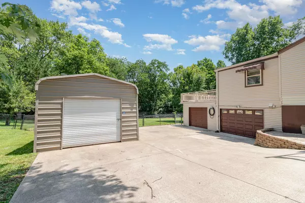 102 Tee Street, Florence, KY 41042