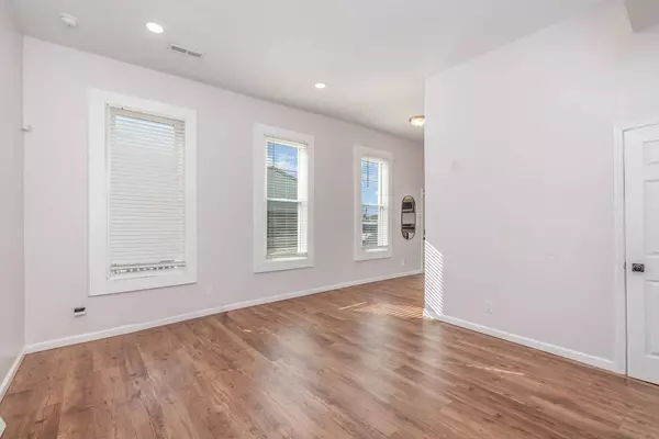 117 W 10th Street, Newport, KY 41071