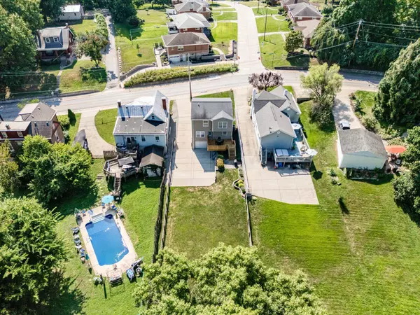 1622 Amsterdam Road, Fort Wright, KY 41011